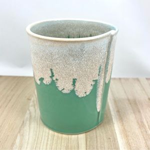 Wilcoxson Brooklyn ceramic vase